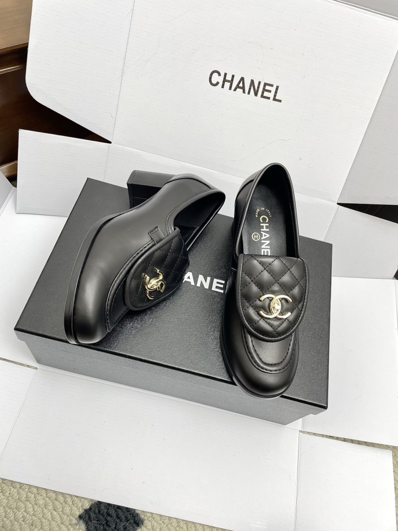 Ch**el loafers